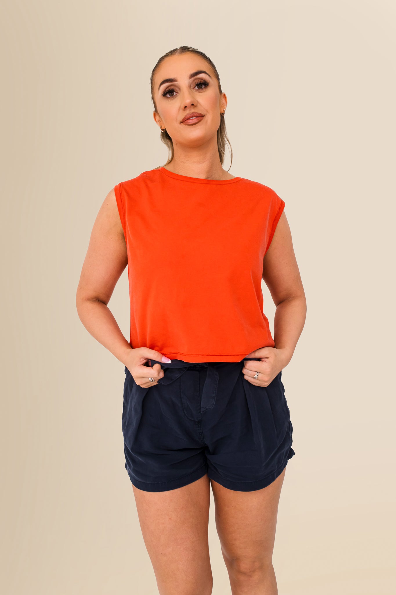Women's Organic Sleeveless Crop T-Shirt – Relaxed Fit  - Washed Paprika