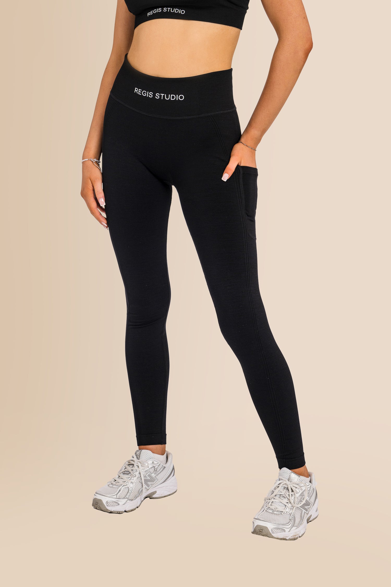 Women's Ribbed Multi-Sport Leggings - Black