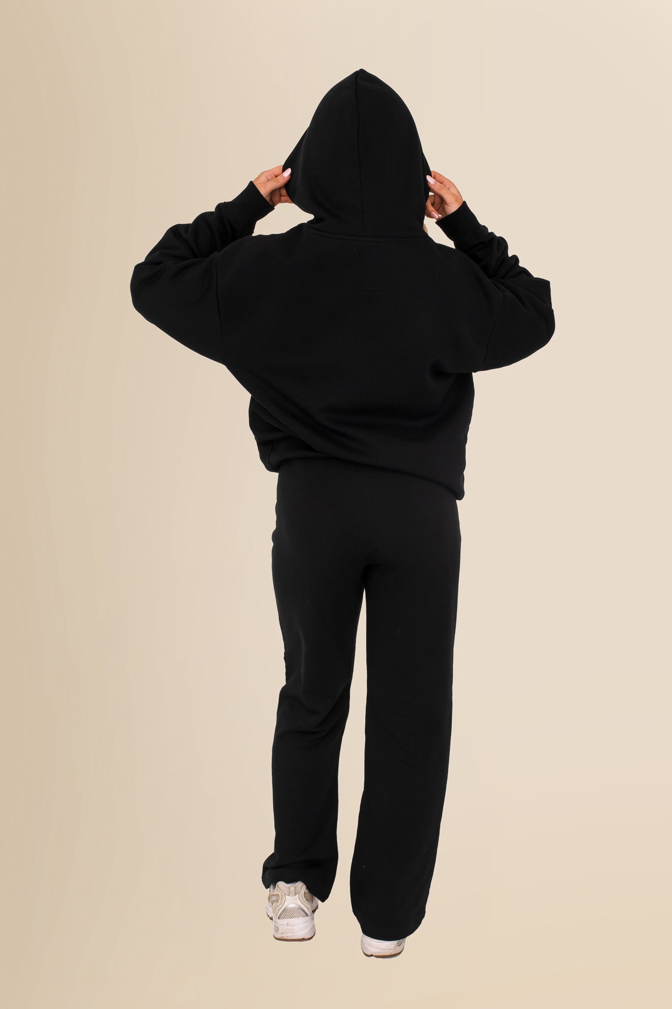 Unisex Oversized Organic Hooded Sweatshirt - Eco-Conscious Comfort - Black