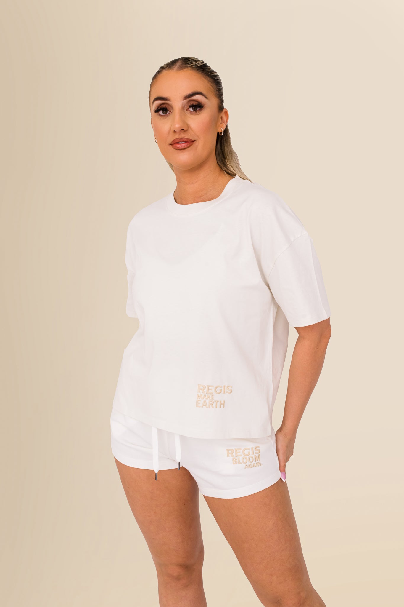Women's Oversized Tee – 100% Organic Cotton - Ivory